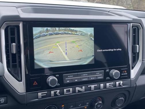2025 Nissan Frontier SV