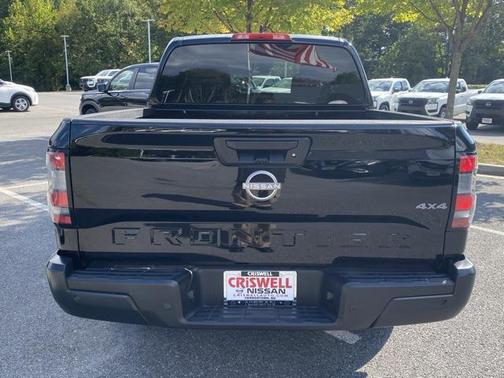 2023 Nissan Frontier S