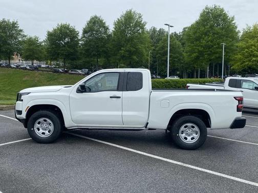 2025 Nissan Frontier S