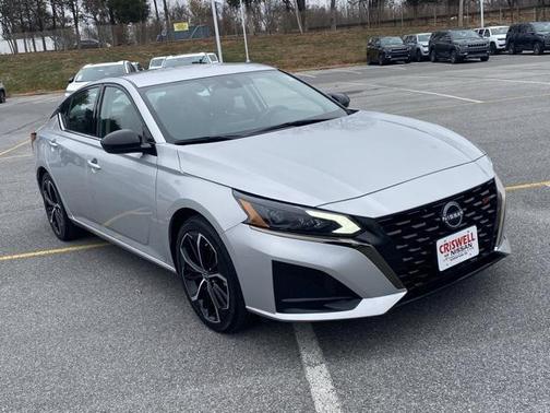 2024 Nissan Altima SR FWD