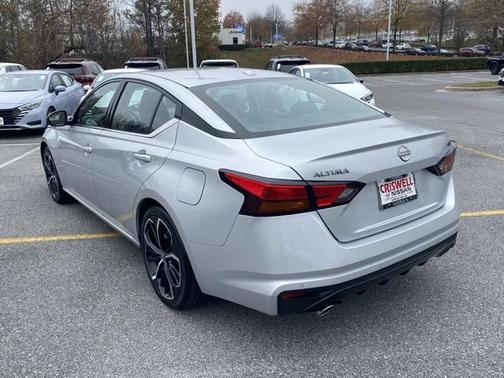 2024 Nissan Altima SR FWD