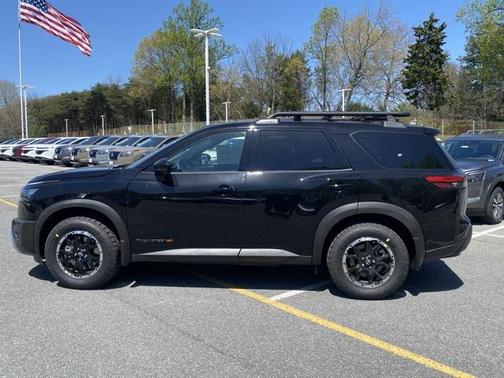 2025 Nissan Pathfinder Rock Creek 4WD