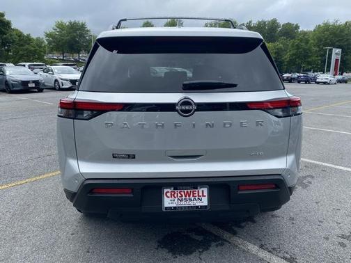 2025 Nissan Pathfinder SV 4WD