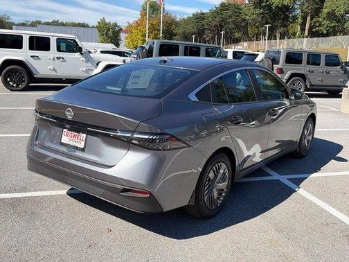 Gun Metallic 2027 Nissan Sentra S