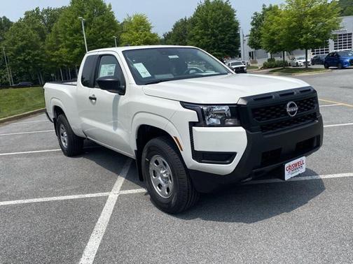 2025 Nissan Frontier S