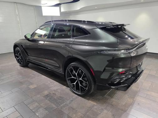 2026 Aston Martin DBX 707 SUV