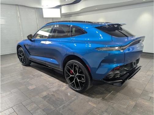2025 Aston Martin DBX 707 SUV