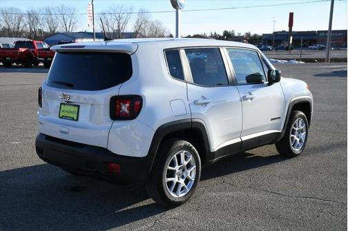 2023 Jeep Renegade Latitude