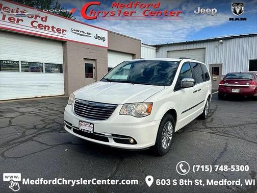 2013 Chrysler Town & Country Touring-L