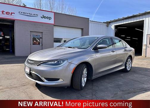 2016 Chrysler 200 Limited