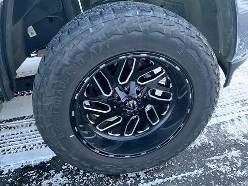 2024 RAM 2500 Laramie Crew Cab 4x4 6'4' Box