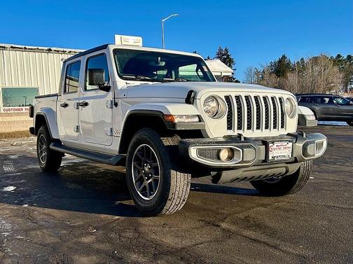 2023 Jeep Gladiator Overland