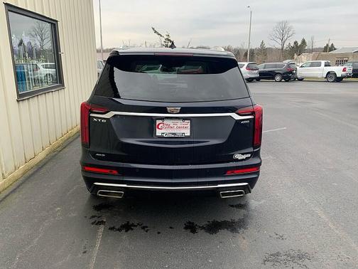 2022 Cadillac XT6 Premium Luxury AWD
