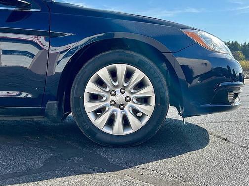 2014 Chrysler 200 LX