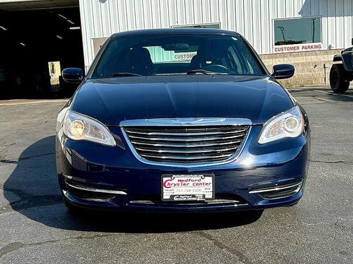 2014 Chrysler 200 LX
