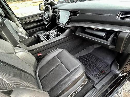 2022 Jeep Wagoneer Series II 4x4