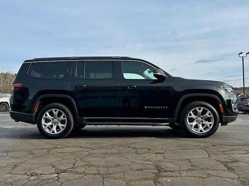 2022 Jeep Wagoneer Series II 4x4