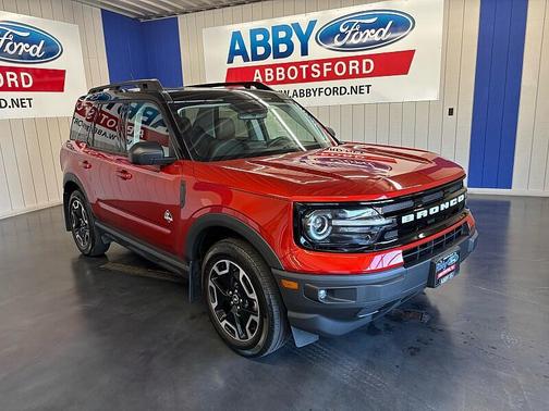 Hot Pepper Red Tinted Clearcoat 2022 Ford Bronco Sport Outer Banks