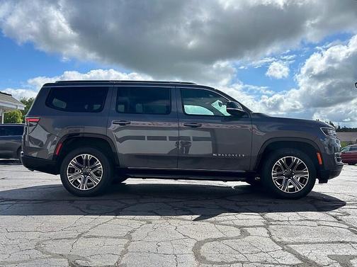 GRAY 2024 Jeep Wagoneer Series II 4x4