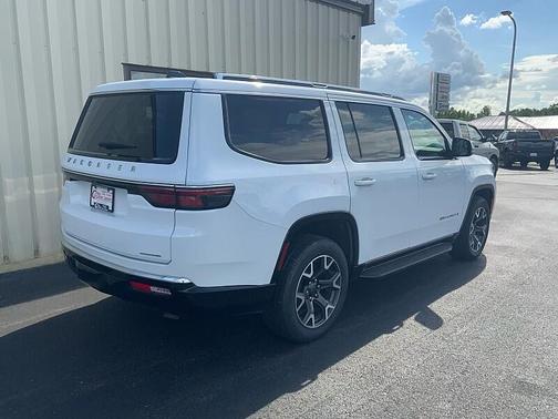 Bright White Clearcoat 2024 Jeep Wagoneer Series III 4x4