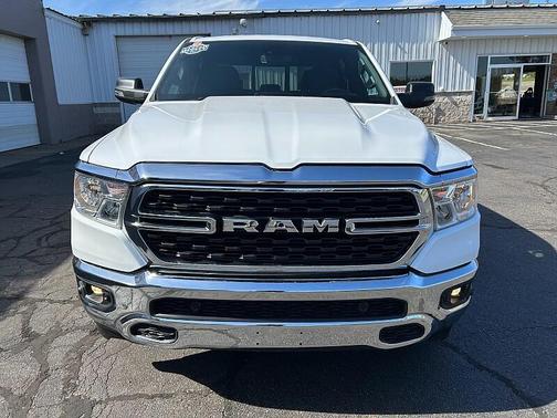 Bright White Clearcoat 2023 RAM 1500 Big Horn/Lone Star