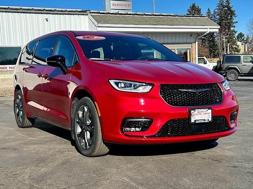 2026 Chrysler Pacifica L