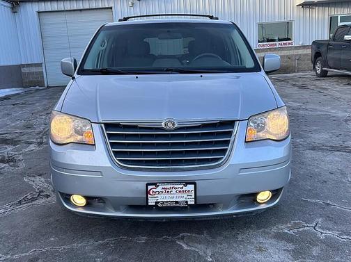 2008 Chrysler Town & Country Touring