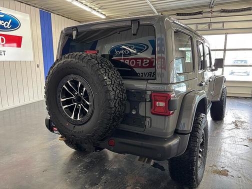 2023 Jeep Wrangler Rubicon 392