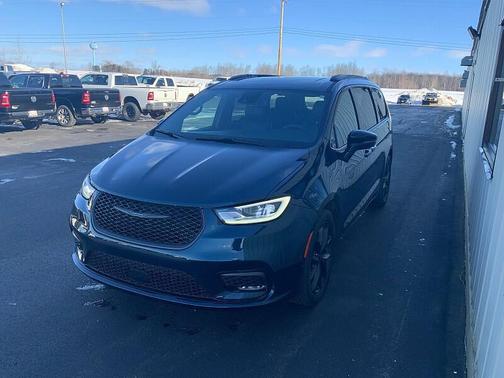 2025 Chrysler Pacifica Limited