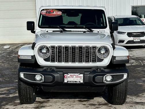 2026 Jeep Wrangler 4-Door Sahara 4x4