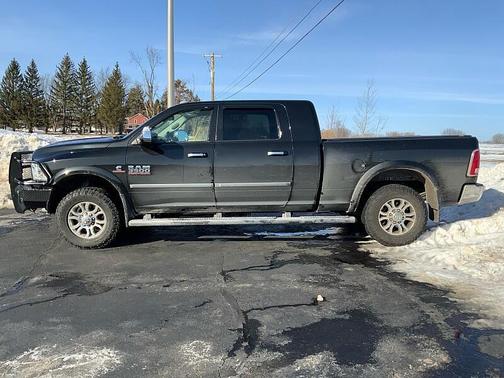 2017 RAM 3500 Laramie