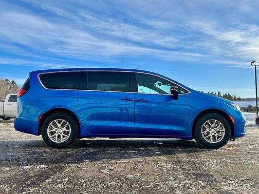 2026 Chrysler Pacifica L