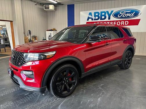 2022 Ford Explorer ST