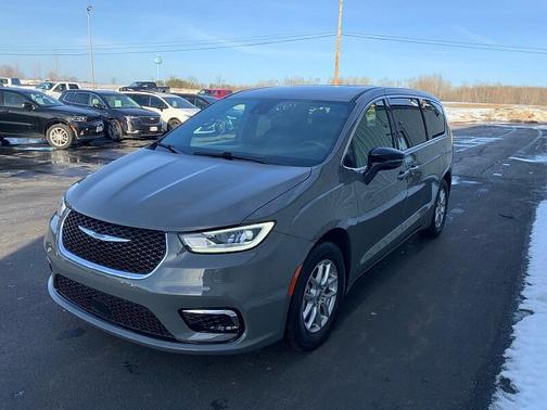 2025 Chrysler Pacifica L