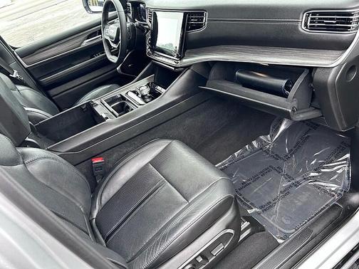 2024 Jeep Wagoneer L Series II 4x4