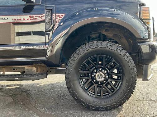 2022 Ford F-350 Lariat
