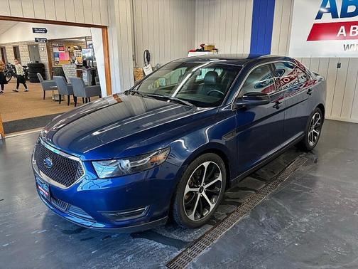 2016 Ford Taurus SHO
