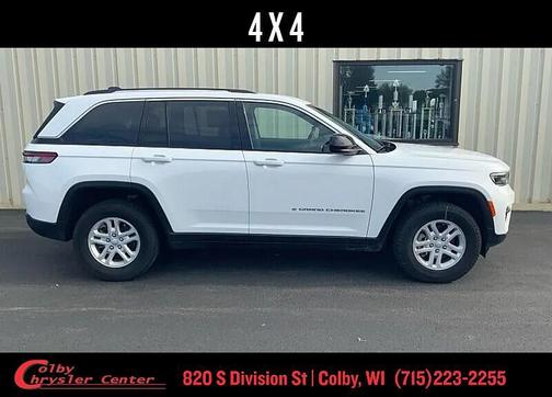 Bright White Clearcoat 2024 Jeep Grand Cherokee Laredo
