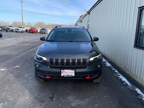 2020 Jeep Cherokee Trailhawk