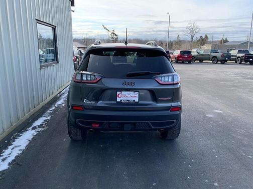 2020 Jeep Cherokee Trailhawk