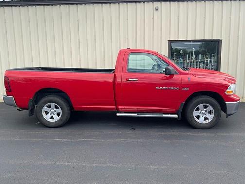 Flame Red Clear Coat 2011 Dodge Ram 1500 SLT