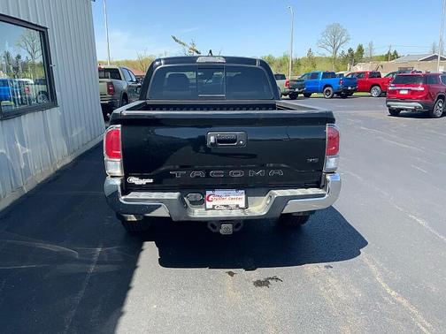 Midnight Black Metallic 2021 Toyota Tacoma TRD Off Road