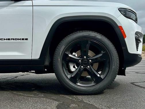 2025 Jeep Grand Cherokee Limited X
