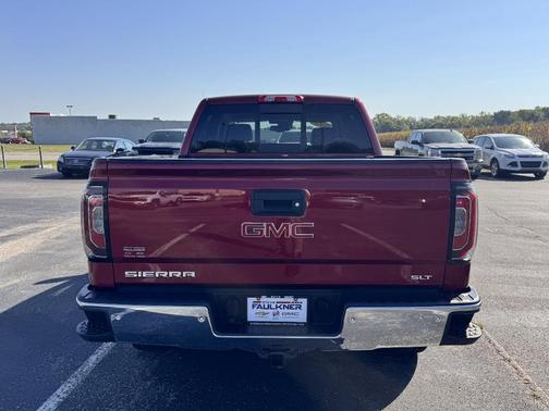 2018 GMC Sierra 1500 SLT