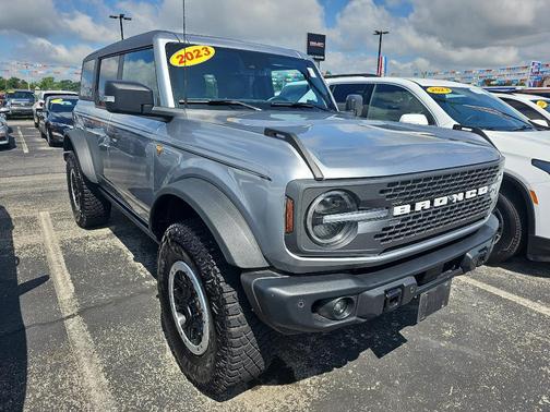 2023 Ford Bronco Base
