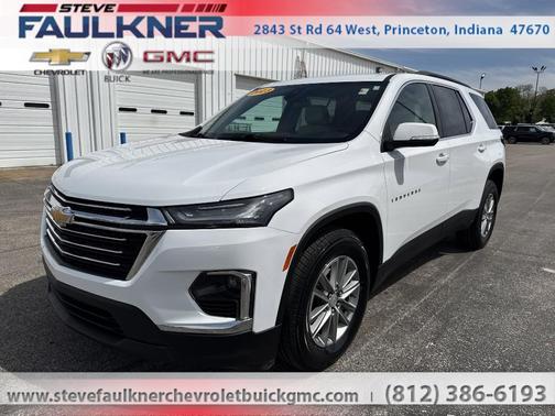 2023 Chevrolet Traverse LT Leather