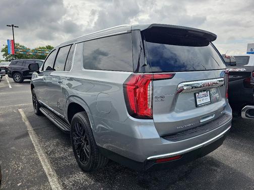 2024 GMC Yukon XL SLT