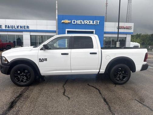 2024 RAM 1500 Classic SLT