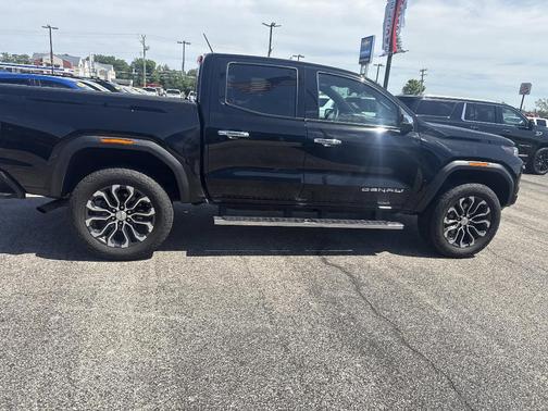 Onyx Black 2023 GMC Canyon Denali