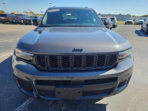 2024 Jeep Grand Cherokee L Laredo